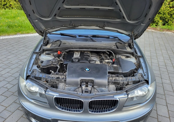 BMW Seria 1 cena 19500 przebieg: 217000, rok produkcji 2009 z Śmigiel małe 92